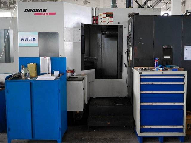 железнодорожный железнодорожный шлифовальный камень